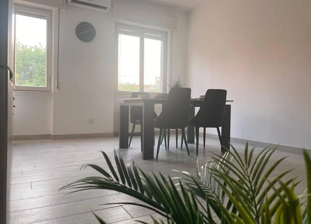 Apartamento Shining House In Milán